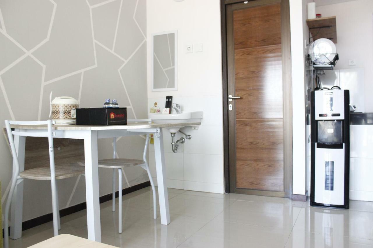 Spacious And Well Appointed 2br @ Gateway Pasteur By Travelio Apartemen Bandung