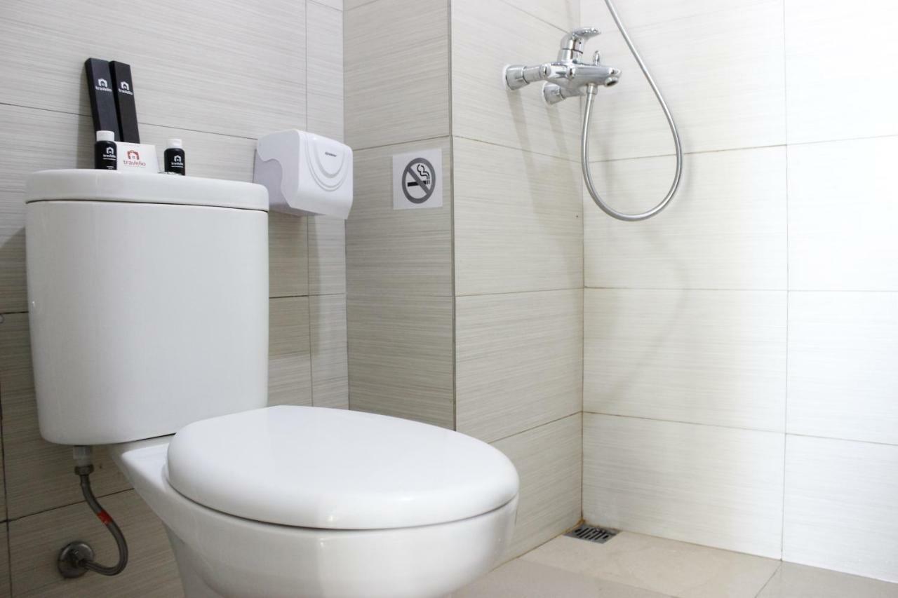 Spacious And Well Appointed 2br @ Gateway Pasteur By Travelio Apartemen *